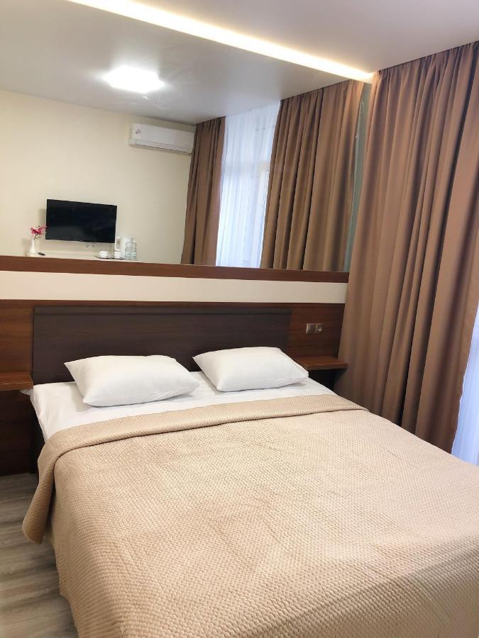 East Residence Gray Київ Екстер'єр фото