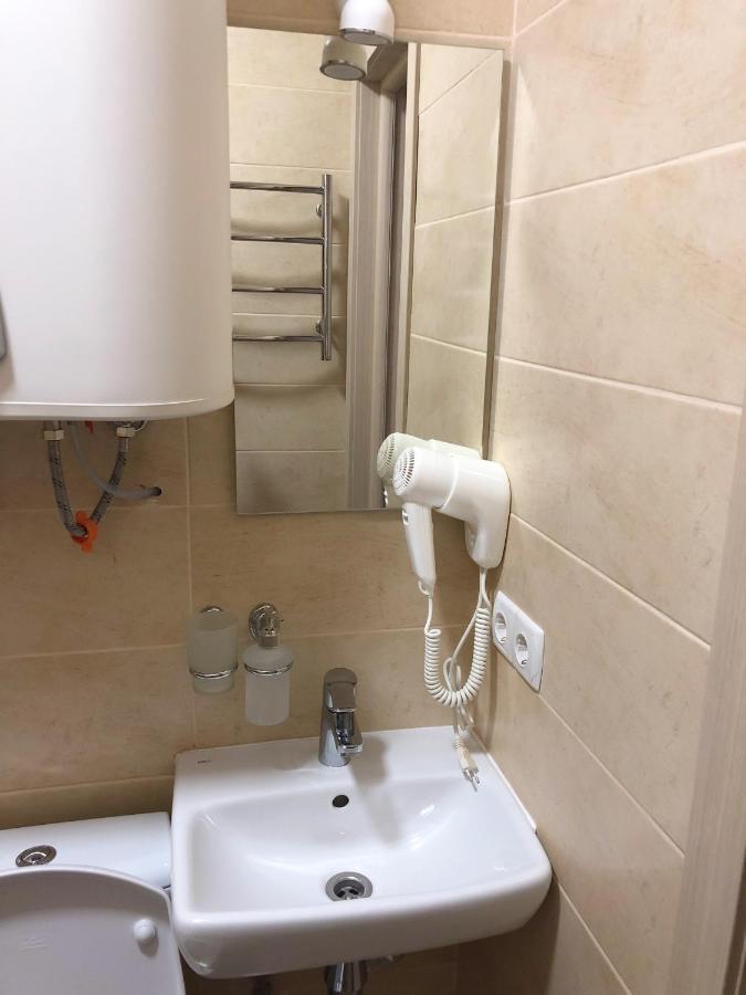 East Residence Gray Київ Екстер'єр фото